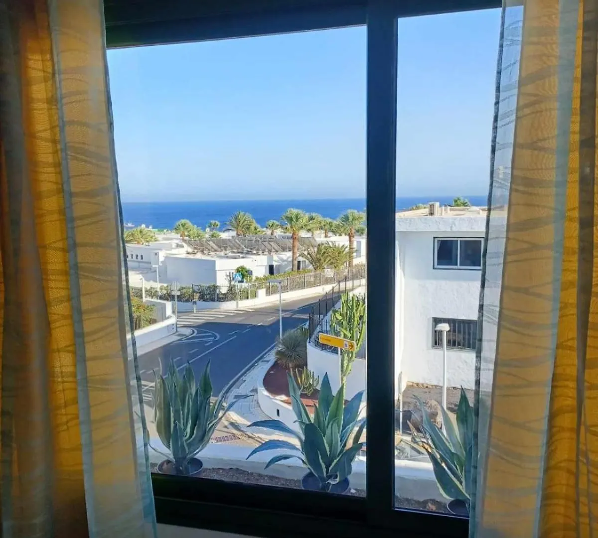 Sunny Corner, Delux Apartment Vista Mar And Pool Puerto del Carmen